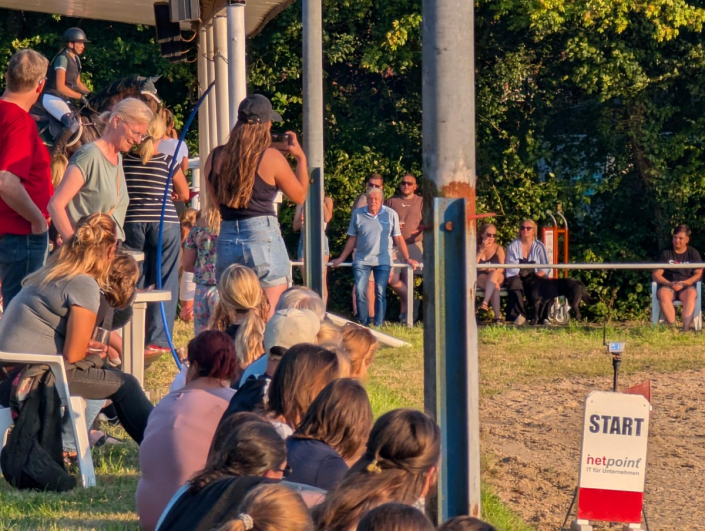 PXL_20250809_175119720.MP