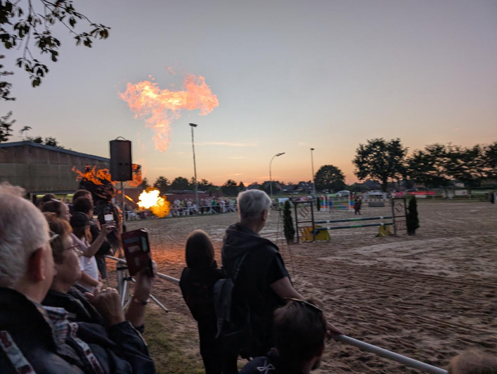 PXL_20250809_190725860